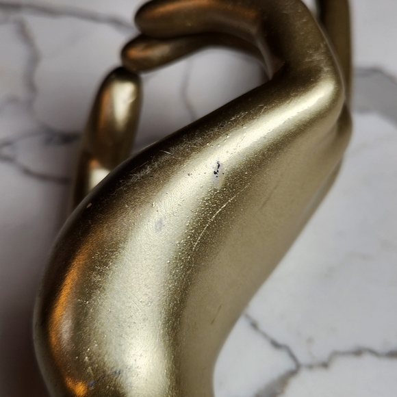 Gold Peace Sign Hand Jewelry Holder - Picture 7 of 7